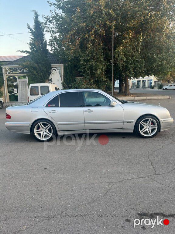 Mercedes E 320, 3.2 L, 2000 il, 320 000 km — Avtomobillər, Bərdə (4)