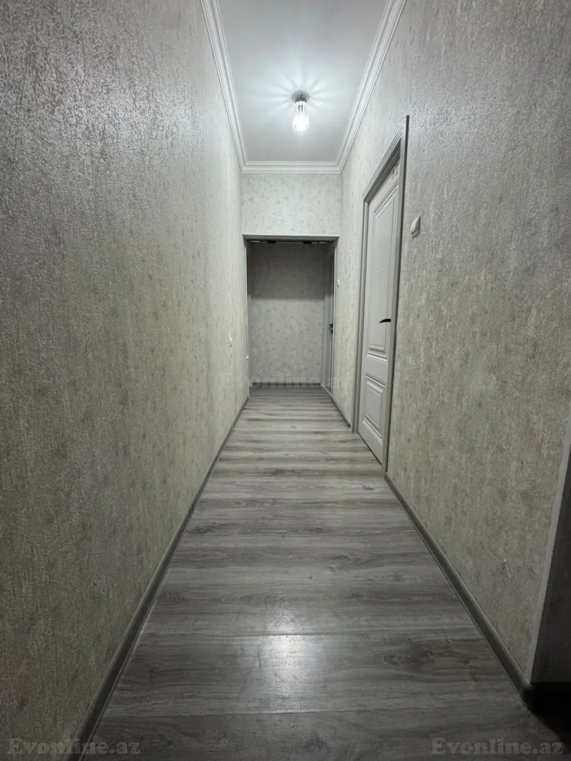 Satılır 4 otaqlı Mənzil Köhnə tikili 100 m² Bakı, Sabunçu r., Bakıxanov — Mənzil, Bakı (7)