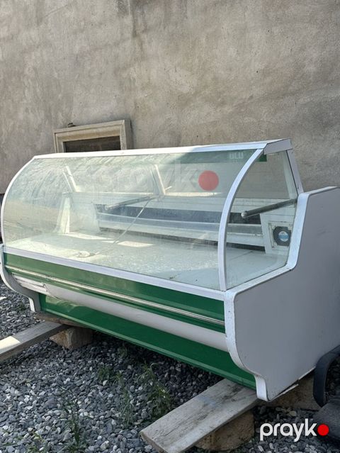 Satılır İşlək Soyuducu Vitrin (Market / Qəssab / Kafe üçün) — Xırdalan