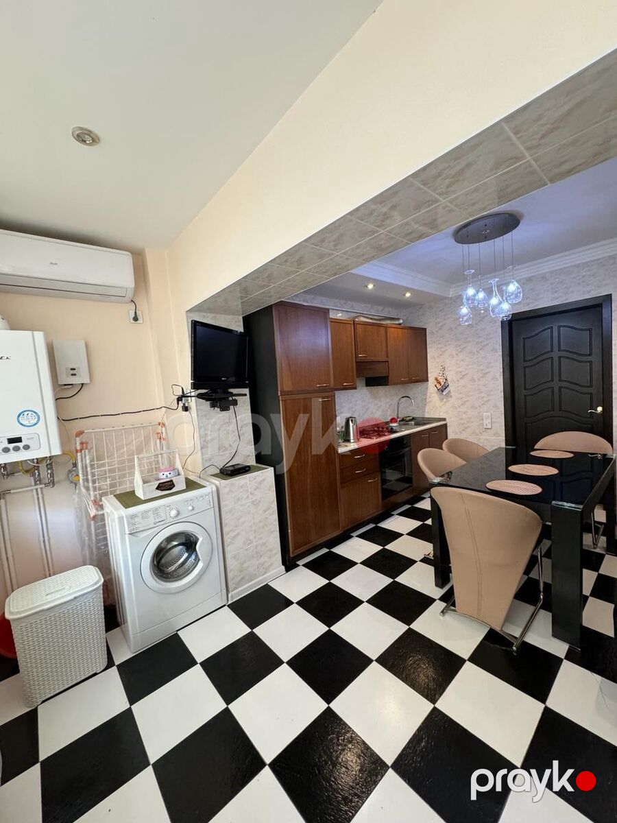 İcarəyə verilir 2 otaqlı köhnə tikili 70 m² — Mənzil, Bakı (8)