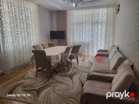İcarəyə verilir 3 otaqlı yeni tikili 150 m² — Bakı