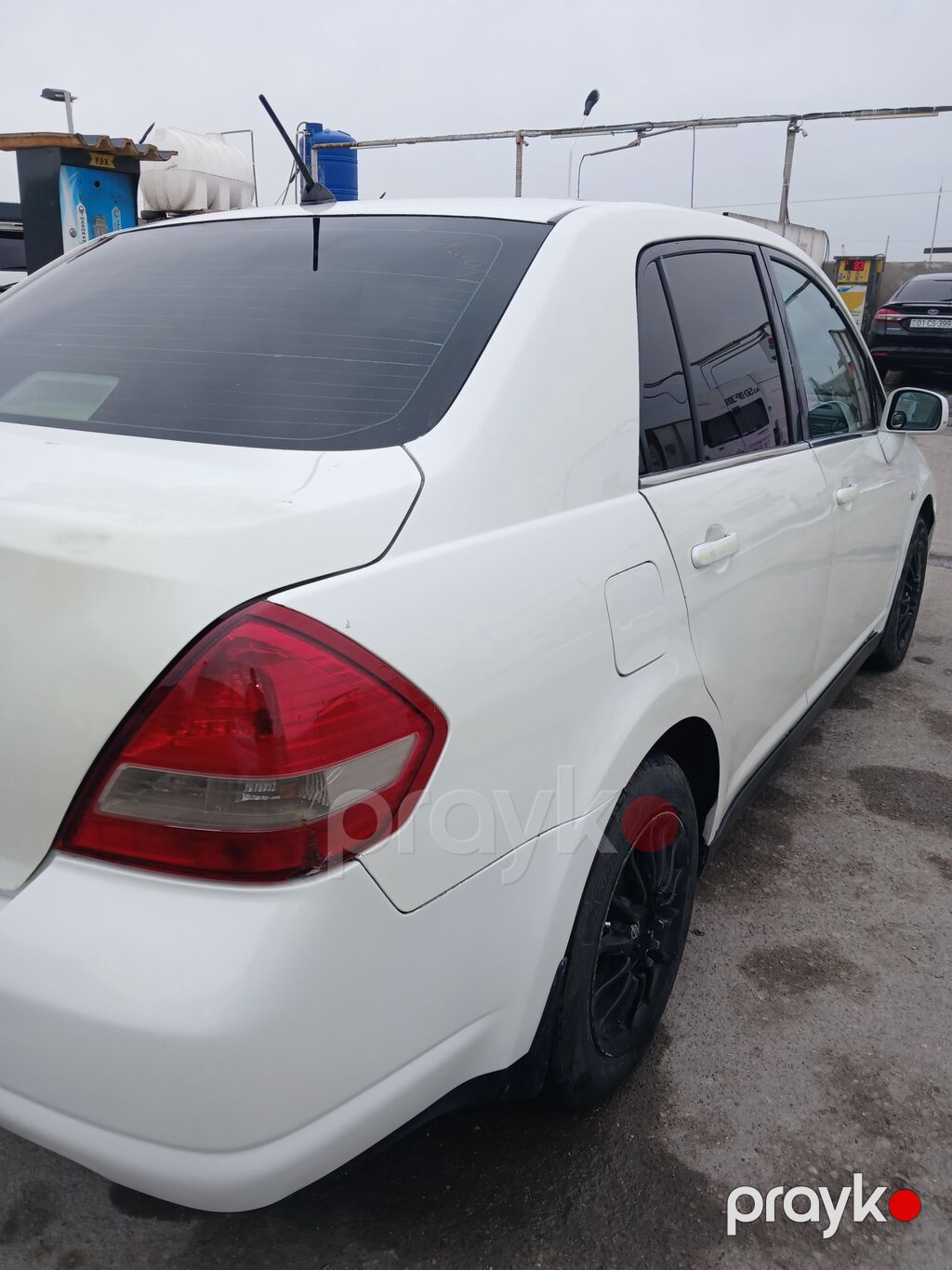 Nissan Tiida: 1.6 l 2006 il Sedan — Avtomobillər, Qobu (2)