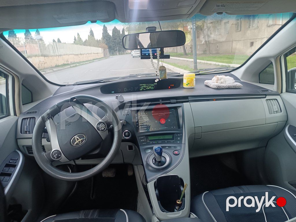 Toyota Prius, 1.8 L, 1.3 kWh, 2010 il, 250 854 km — Avtomobillər, Gəncə (8)