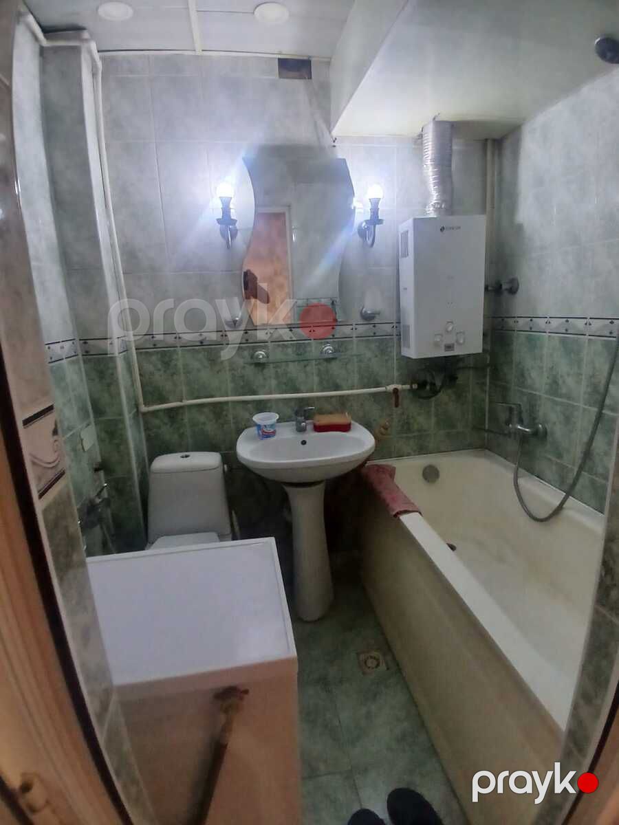 İcarəyə verilir 2 otaqlı köhnə tikili 60 m² — Mənzil, Bakı (8)