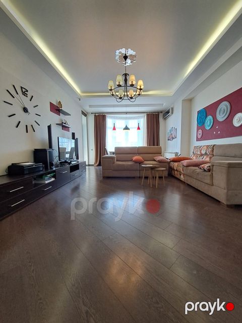 Satılır 3 otaqlı yeni tikili 120 m² — Bakı