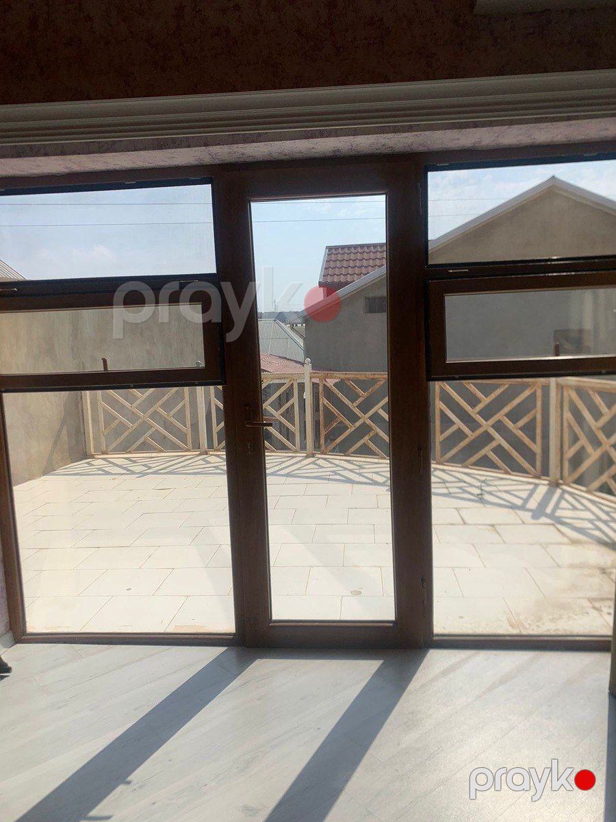 Satılır 5 otaqlı həyət evi/bağ evi 228 m² — Ev, villa, Bakı (11)