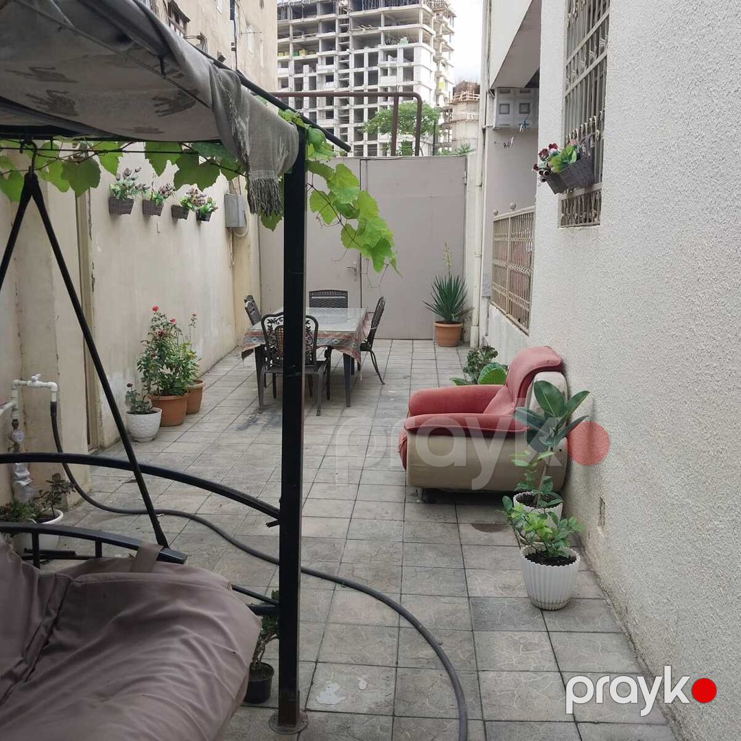 Satılır 4 otaqlı həyət evi/bağ evi 200 m² — Ev, villa, Bakı (8)