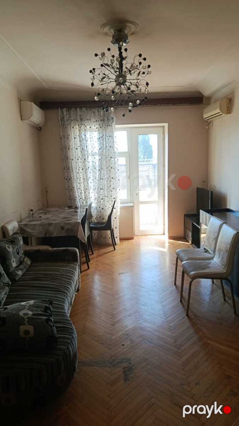 İcarəyə verilir 3 otaqlı köhnə tikili 80 m² — Bakı