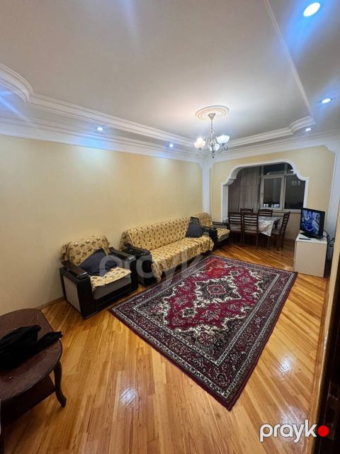 İcarəyə verilir 2 otaqlı köhnə tikili 60 m²
