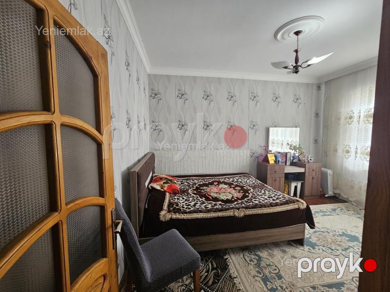 Satılır 2 otaqlı Bina evi menzil (Köhnə tikili), 59 m², 10-cu mikrorayon — Mənzil, Sumqayıt (12)