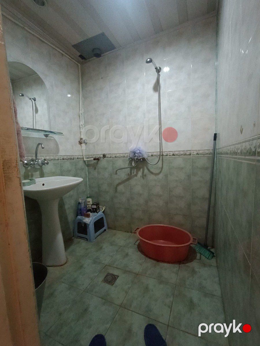 Satılır 2 otaqlı köhnə tikili 65 m² — Mənzil, Bakı (9)