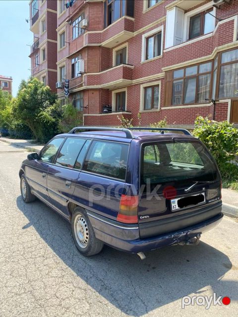 Opel Astra: 1.6 l 1996 il 333000 km Universal — Bakı