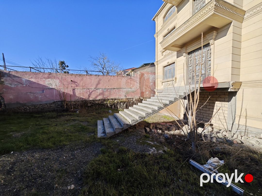 Satılır 7 otaqlı həyət evi/bağ evi 600 m² — Ev, villa, Bakı (2)