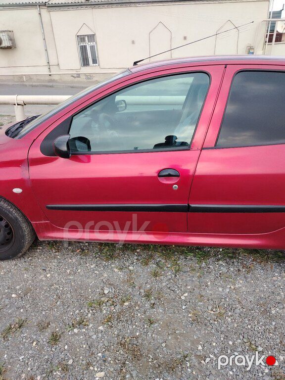Peugeot 206, 1.4 L, 2003 il, 300 000 km — Avtomobillər, Bakı (4)