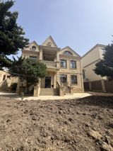 Satılır 6 otaqlı həyət evi/bağ evi 300 m² — Estate 511