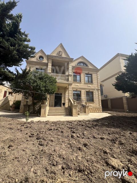 Satılır 6 otaqlı həyət evi/bağ evi 300 m² — Bakı