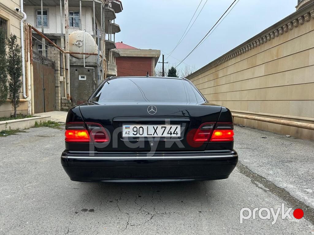 Mercedes E 320, 3.2 L, 2000 il, 295 000 km — Avtomobillər, Bakı (2)