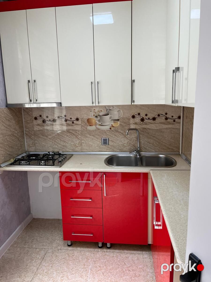 Satılır 2 otaqlı köhnə tikili 42 m² — Mənzil, Bakı (9)