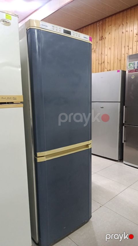 Samsung ikikameralı soyuducu - Marka/model: Samsung (üst paneldə — Digah