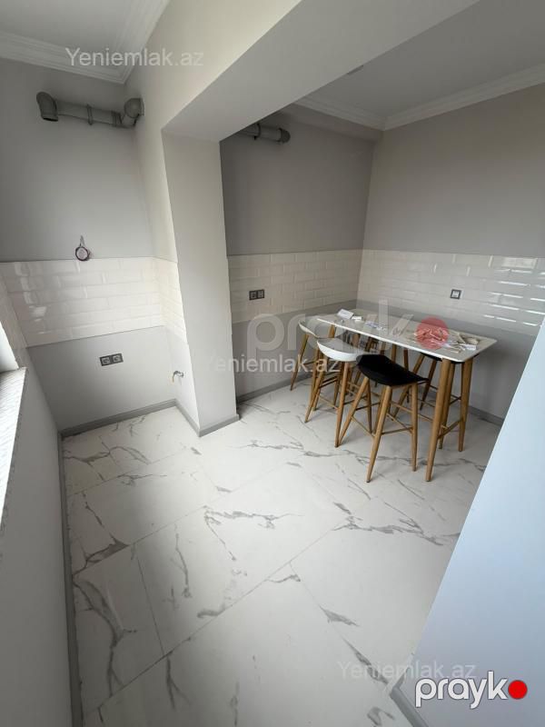 Satılır 2 otaqlı Bina evi menzil (Köhnə tikili), 65 m², Binəqədi rayonu — Mənzil, Bakı (7)