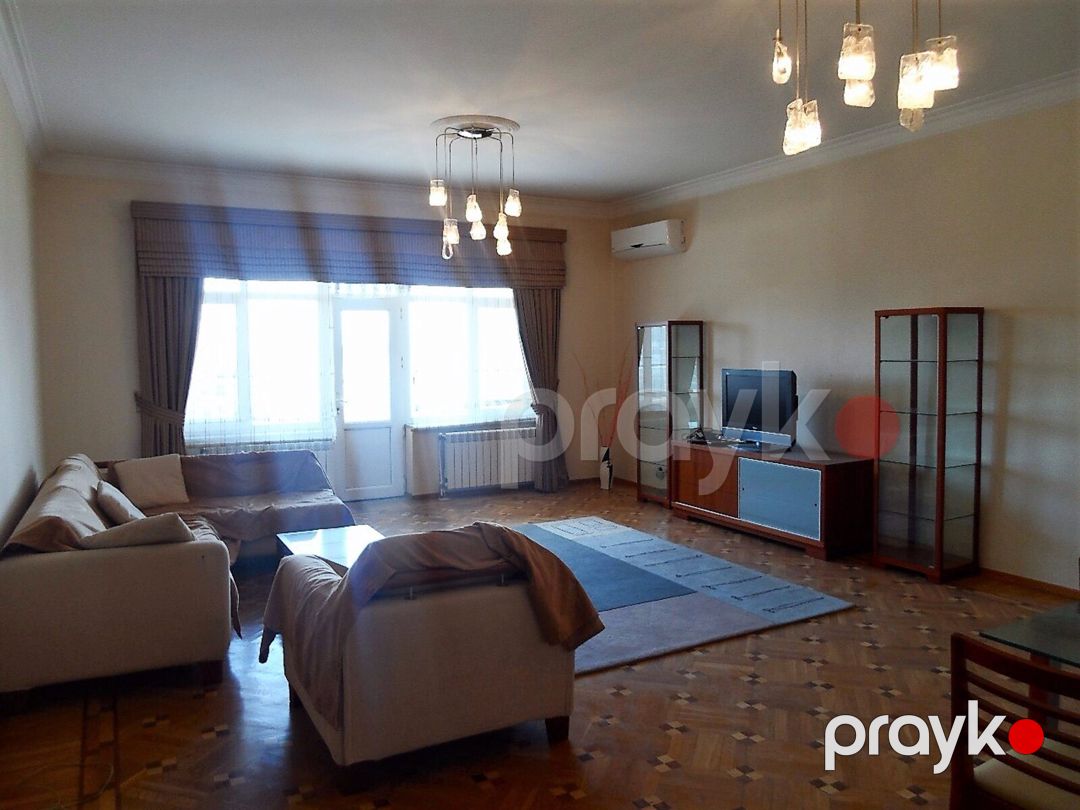 Satılır 4 otaqlı yeni tikili 230 m² — Mənzil, Bakı (2)