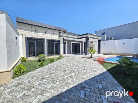 Satılır 4 otaqlı həyət evi/bağ evi 150 m² — Bakı