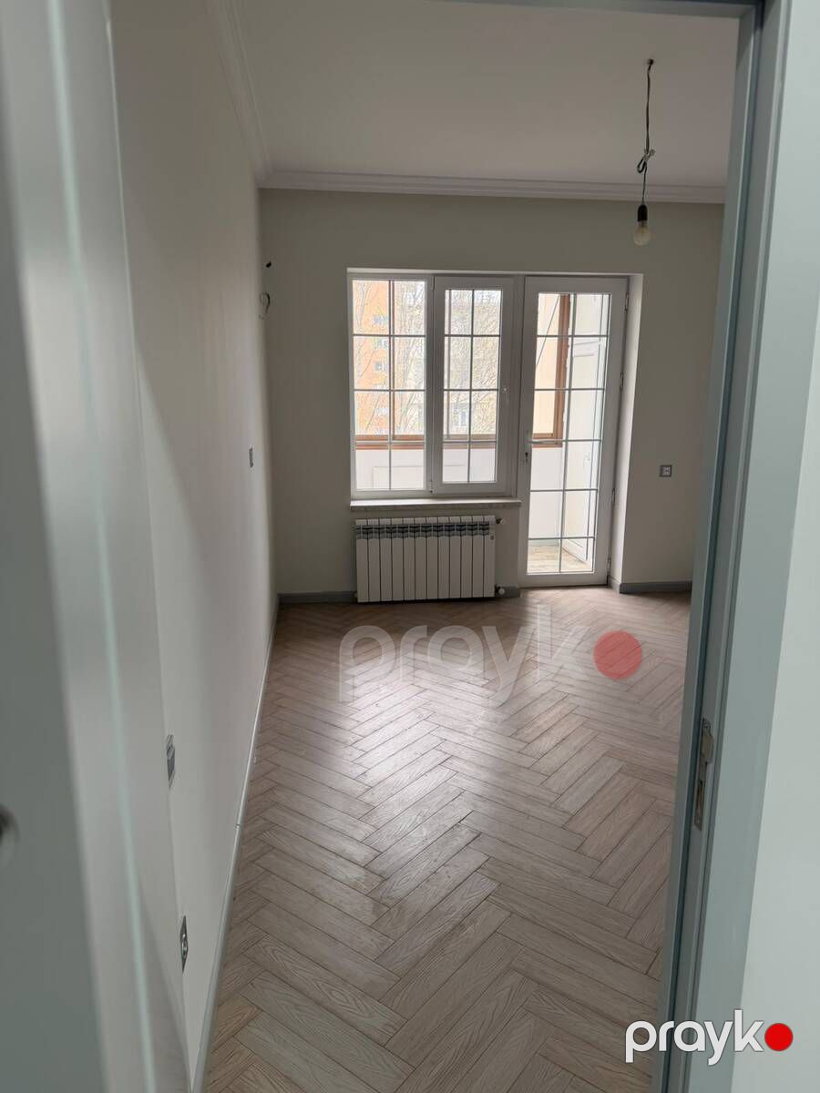 Satılır 2 otaqlı köhnə tikili 65 m² — Mənzil, Bakı (3)