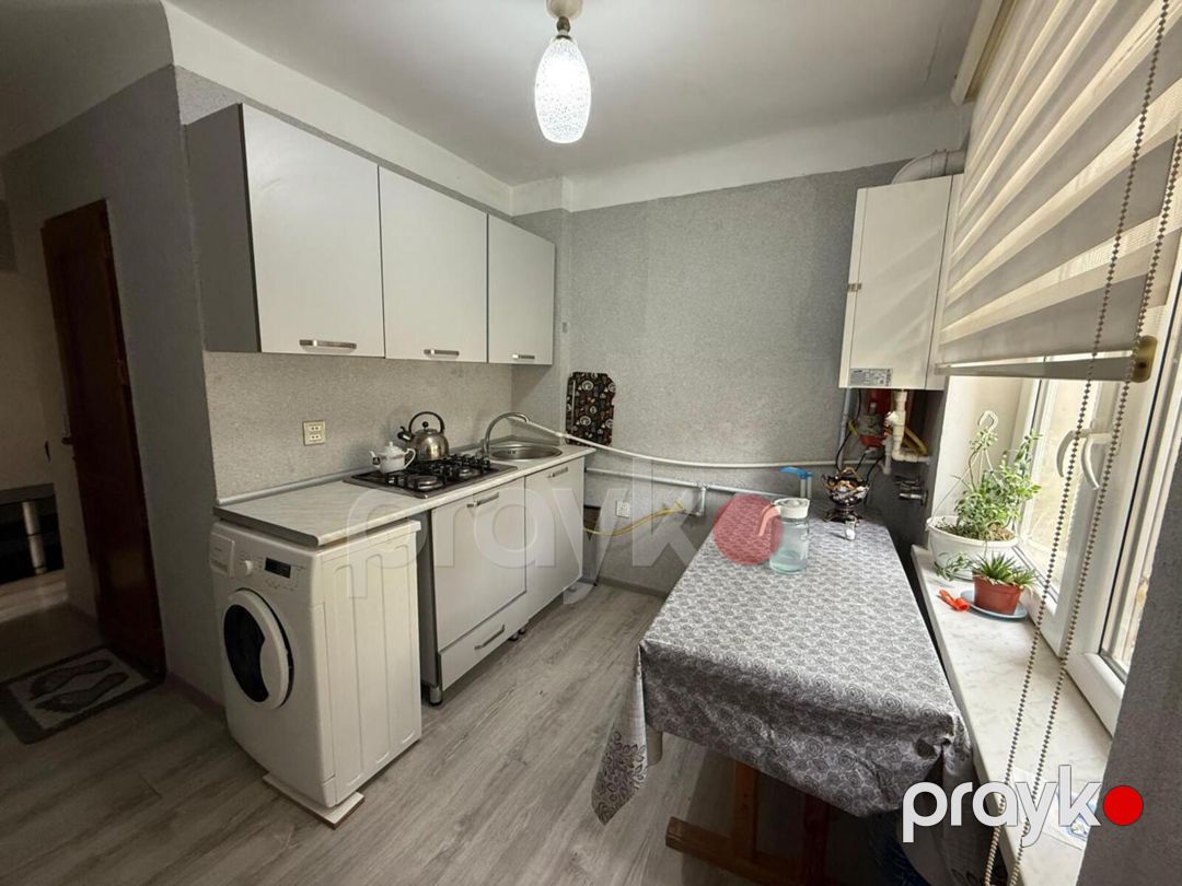 Satılır 2 otaqlı köhnə tikili 40 m² — Mənzil, Bakı (2)