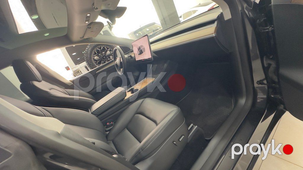 Tesla Model Y, 75 kWh, 2024 il, 18 396 km — Avtomobillər, Bakı (6)