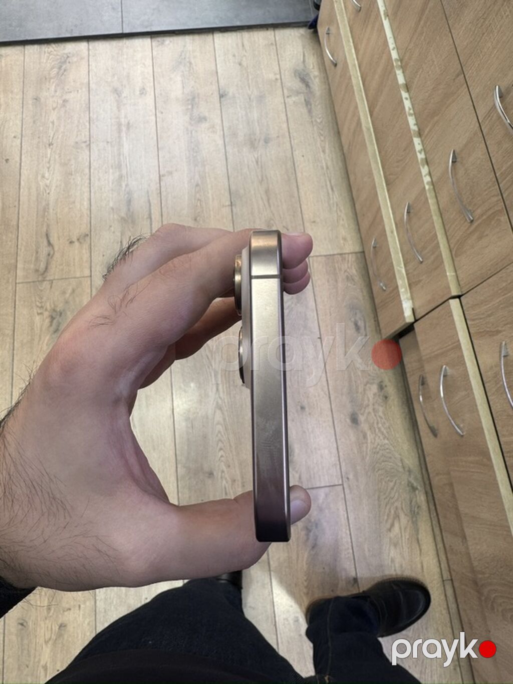 IPhone 16 Pro Max, 256 GB, Qızılı, Simsiz şarj — Apple iPhone, Bakı (2)