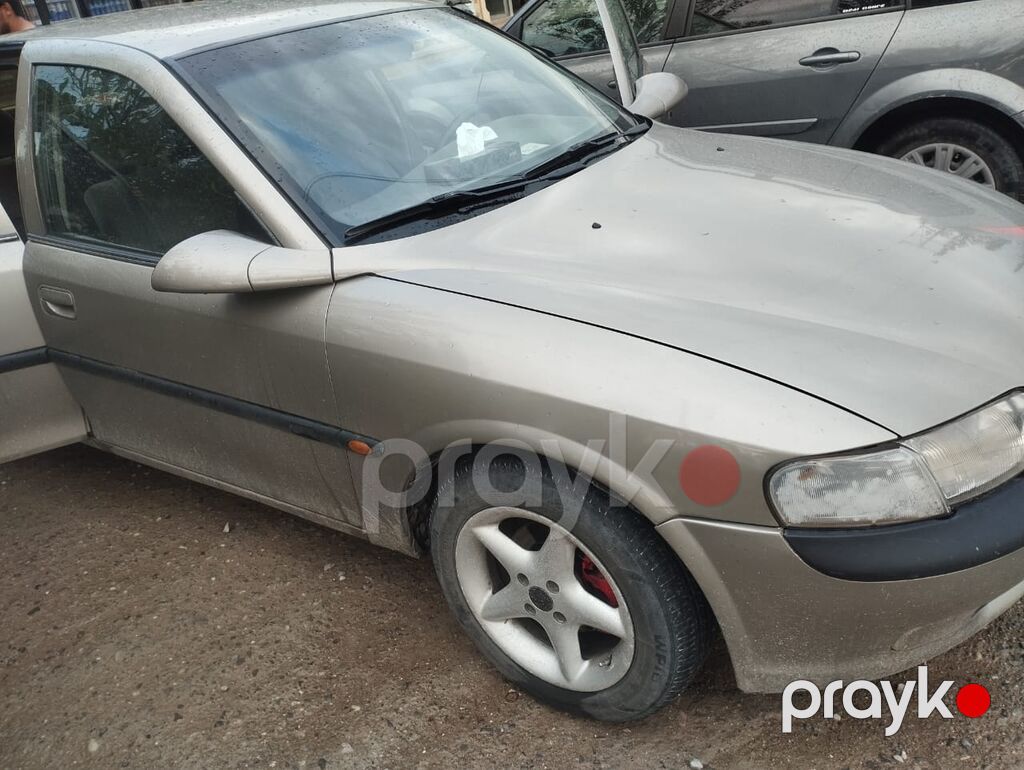 Opel Vectra: 1.6 l 1996 il 384565 km Sedan — Avtomobillər, Bakı (5)