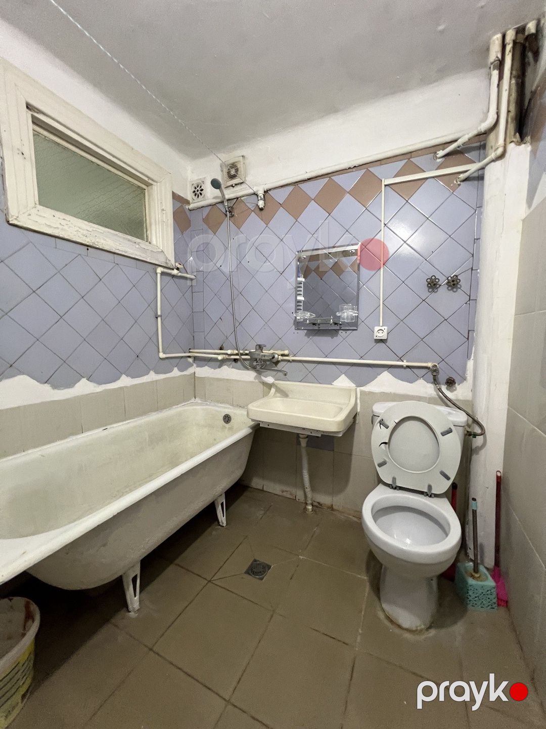 İcarəyə verilir 2 otaqlı köhnə tikili 65 m² — Mənzil, Bakı (10)