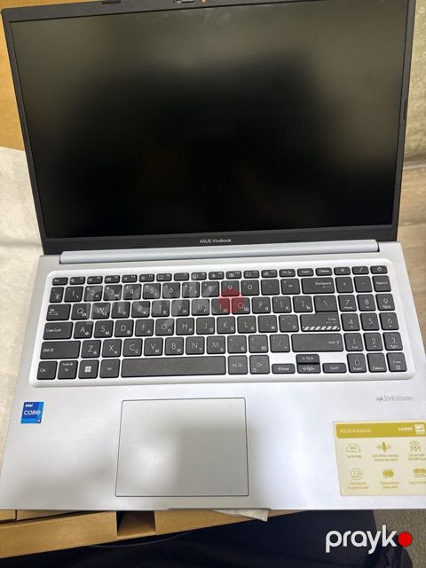 Asus Vivobook i7 — Bakı