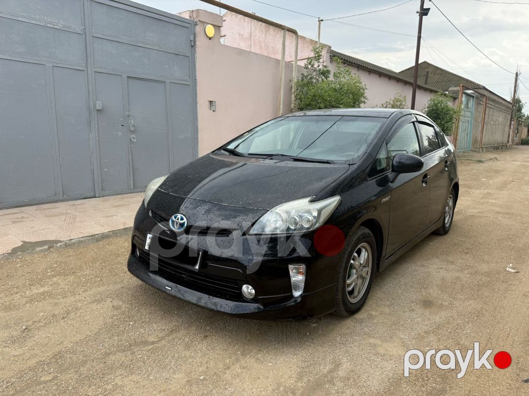 Toyota Prius 30 icarəsi — Avtomobil icarəsi, Bakı (3)