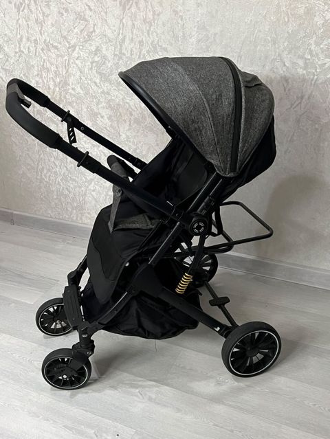 Kalyaska 110 azn ela vezyetededr tezedı usag ıkı defe otrb qulpu hem — Strollers