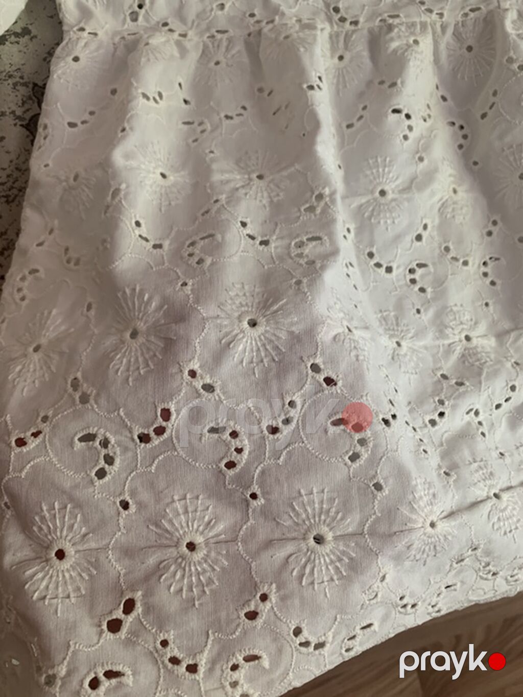 Ağ rəngli, pambıq broderiya (ažur) naxışlı bluz. - Model: V-yaxa — Köynək, Xırdalan (2)