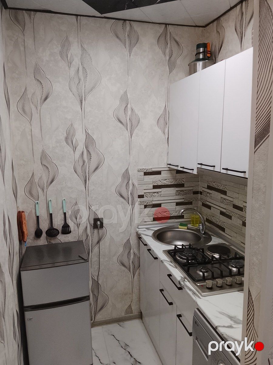 Satılır 2 otaqlı köhnə tikili 40 m² — Mənzil, Bakı (8)