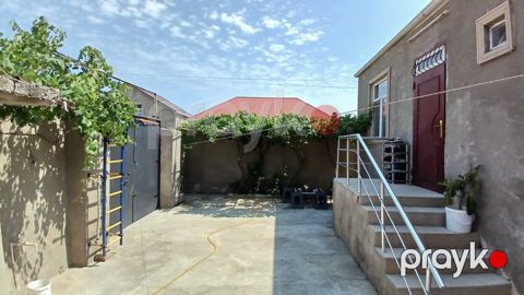 Satılır 4 otaqlı həyət evi/bağ evi 140 m² — Bakı
