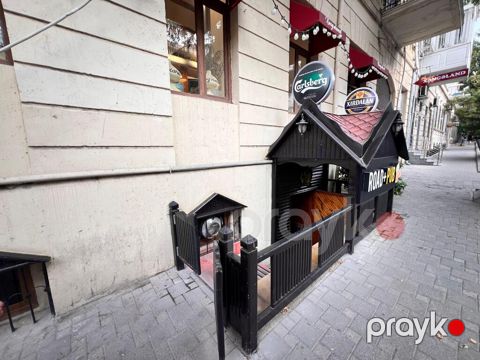 Satılır obyekt 170 m² — Bakı