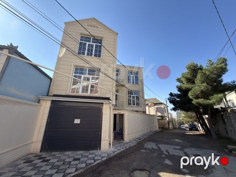 Satılır 5 otaqlı həyət evi/bağ evi 200 m² — Bakı