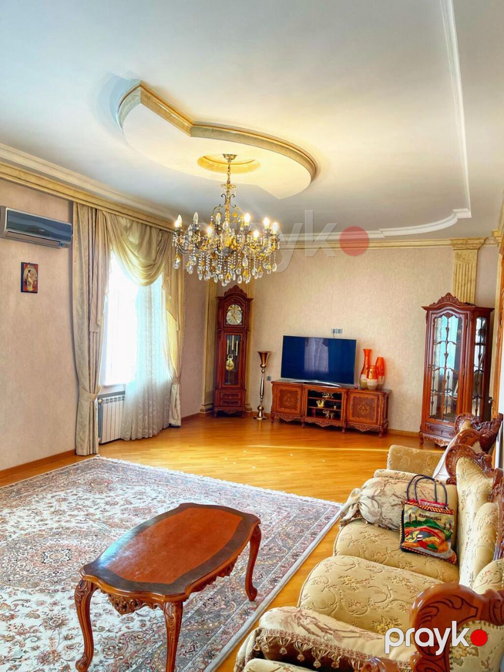Satılır – 3 mərtəbəli fərdi yaşayış evi - Ümumi sahə: geniş həyətli — Ev, villa, Bakı (6)