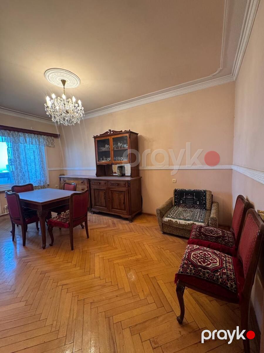 Satılır 4 otaqlı köhnə tikili 105 m² — Mənzil, Bakı (7)