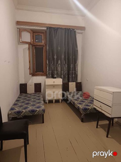 İcarəyə verilir 3 otaqlı köhnə tikili 60 m²