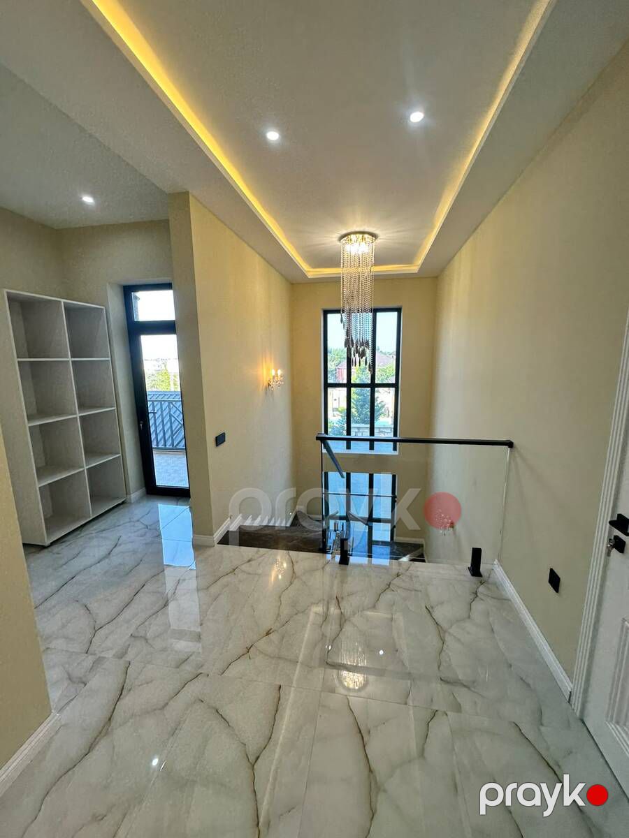 Satılır 4 otaqlı həyət evi/bağ evi 250 m² — Ev, villa, Bakı (9)
