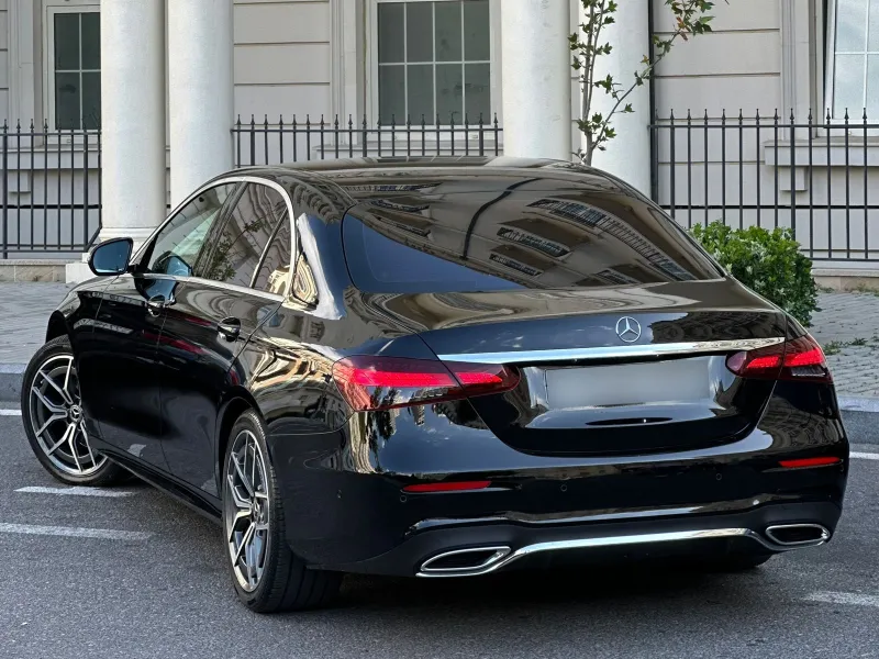 Mercedes E-300 2023 — gündəlik icarə — Minik avtomobili icarəsi, Bakı (5)