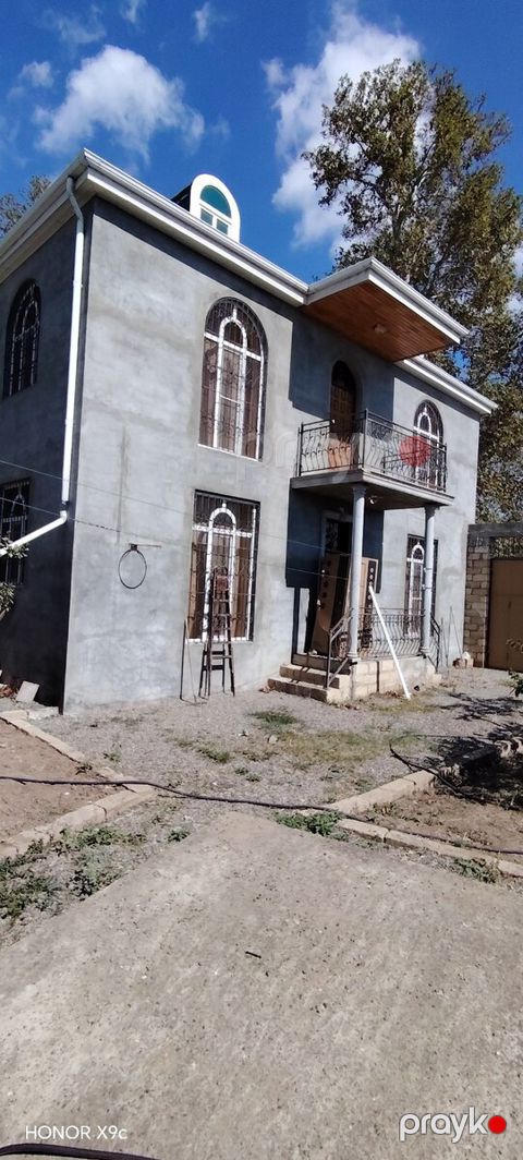 Həyət evi kirayə verilir, Gəncə ş — Gəncə
