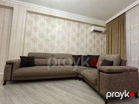 Künc divan — Bakı