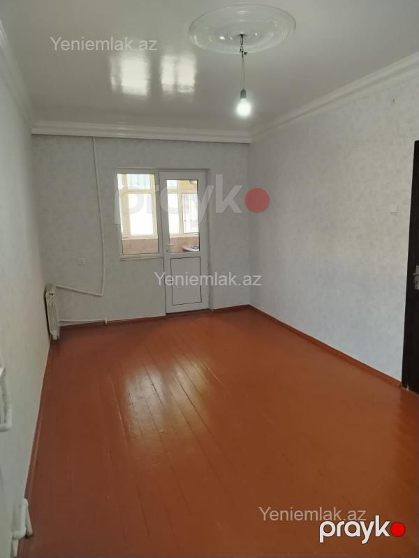 Satılır 2 otaqlı Bina evi menzil (Köhnə tikili), 35 m², Suraxanı rayonu — Mənzil, Bakı (2)