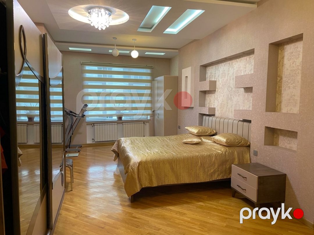 Satılır 4 otaqlı yeni tikili 240 m² — Mənzil, Bakı (2)
