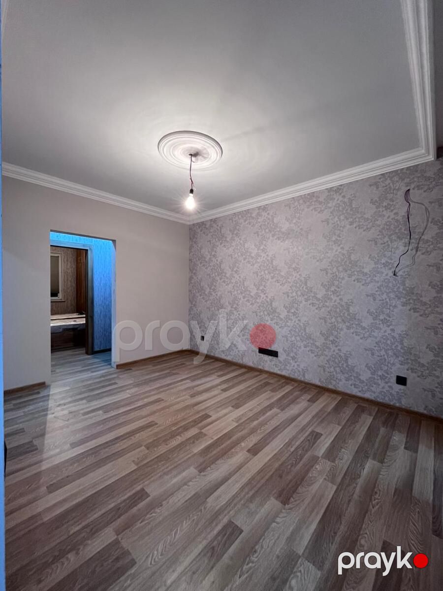 Satılır 2 otaqlı köhnə tikili 50 m² — Mənzil, Bakı (3)
